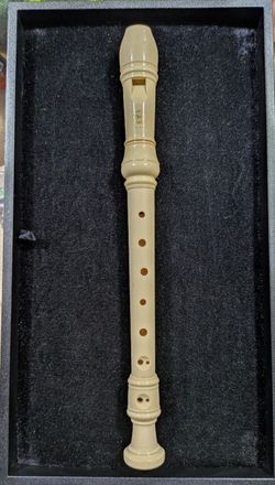 Yamaha YRS-24B Soprano/ Descant Recorder Baroque Natural Color.  (#10726)