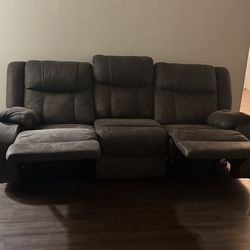 Reclining sofa & love seat