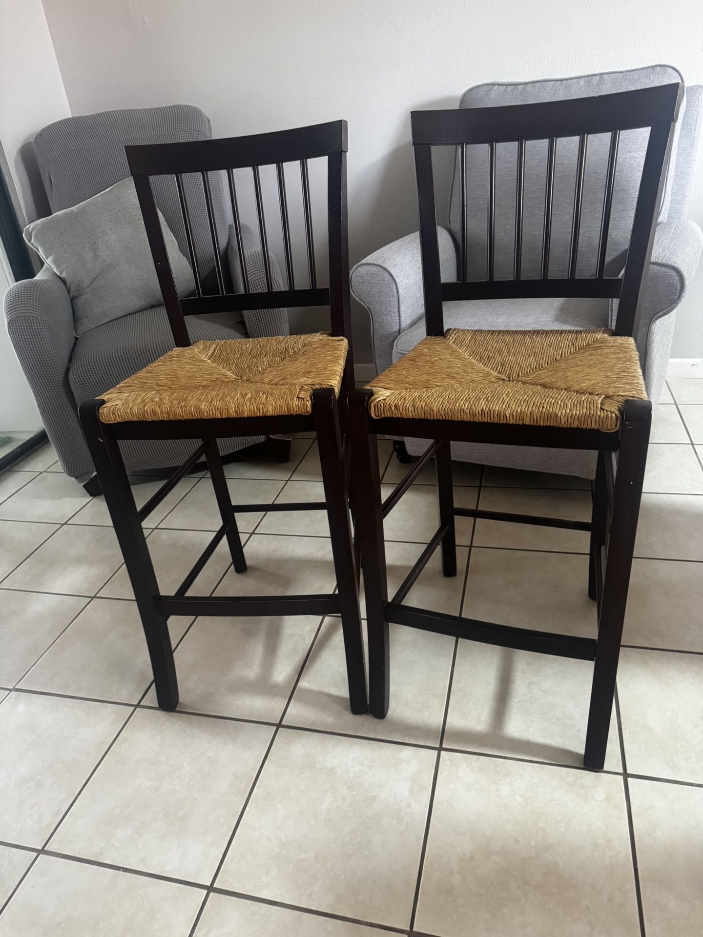 Bar Stools Set