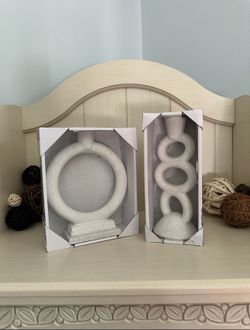Candle Holder Set Of Two ✨ 