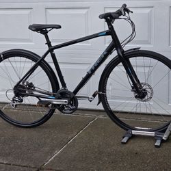 Trek Hybrid City Bike 