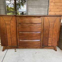 Solid Wood Dresser 