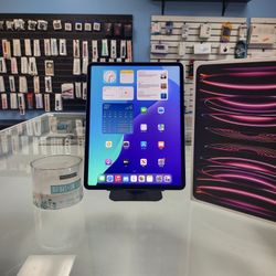 iPad Air M2 128GB Space Gray Cellular Unlocked With Apple Warranty