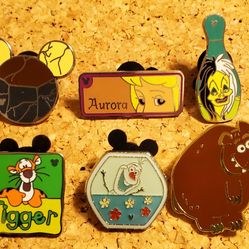 Lot of Disney Trading Pins. Lot 103