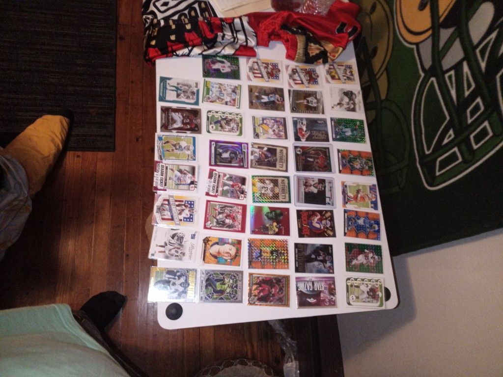 Tradable And Not The Real Price Football Cards