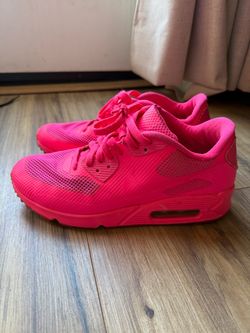 Hot pink Nike air max size 8