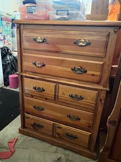 dresser with 5 drawers