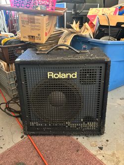 Roland Amplifier