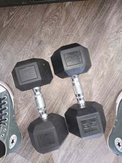 2- 35lb dumbells