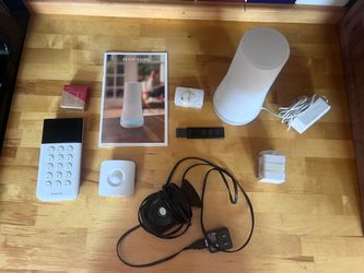 SimpliSafe Home Security System Kit