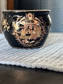 Satsuma Small (3” Tall) Fish Bowl Vase/Pot