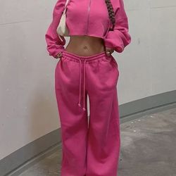 New! Women’s Hot Hot Pink Zip-Up Cropped Hoodie & Matching Stretch Pants 