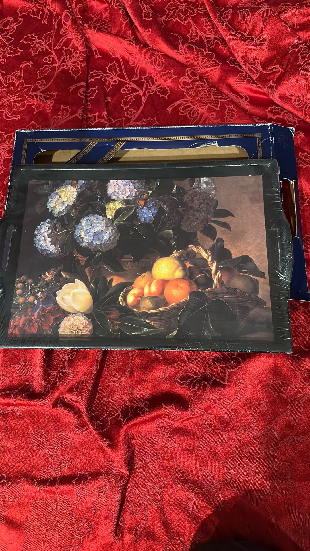 New And Unused Wooden Tray With Handles - Hydrangeas Bouquet