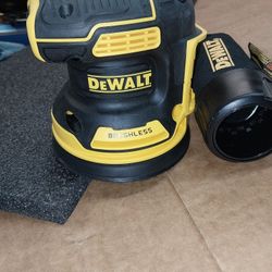 BRAND NEW DEWALT XR 20 Volts Brushless SET. 