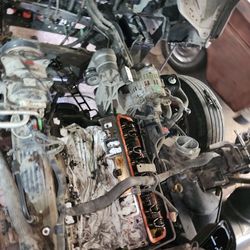 Reconstrucción De Transmiciones Y Motores 