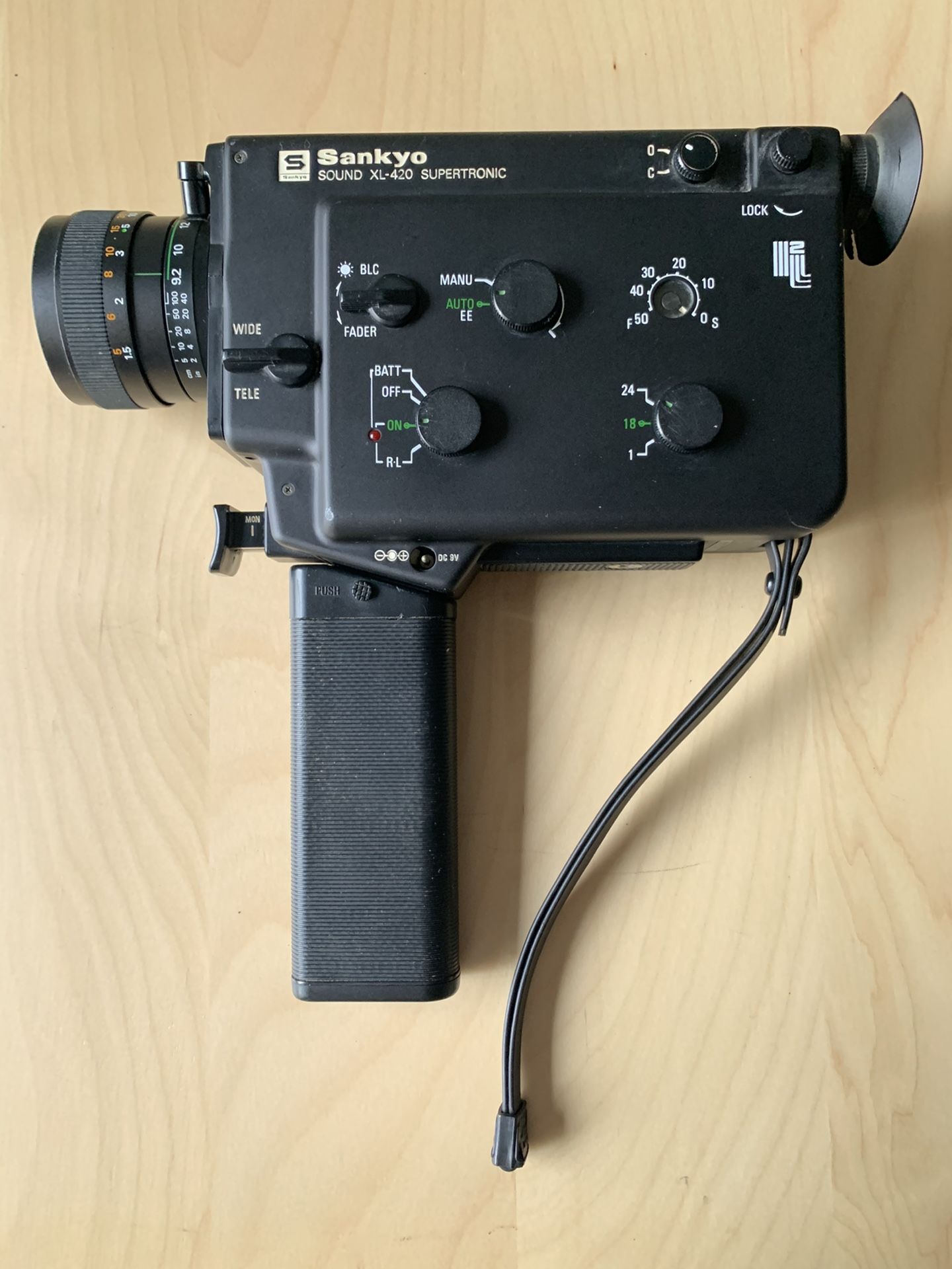 Sankyo Sound XL-420 Supertronic, 8mm film camera