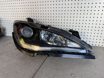 2017 2018 2019 2020 CHRYSLER PACIFICA HEADLIGHT HEADLAMP RIGHT PASSENGER SIDE RH USED OEM XENON PROJECTOR 