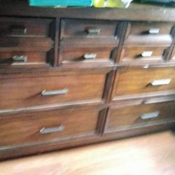 Dresser/ Vestidor