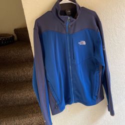 Large The North Face Sweater
