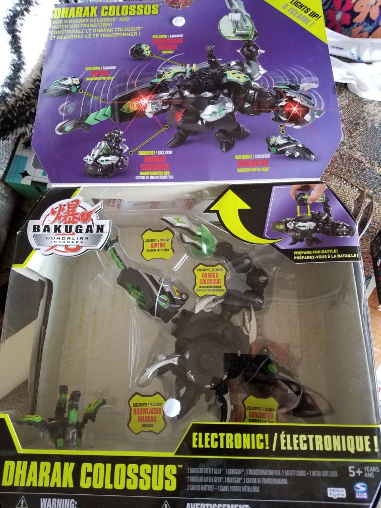 Bakugan Dharak Colossus