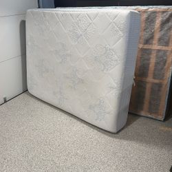 Queen Mattress & Box Spring