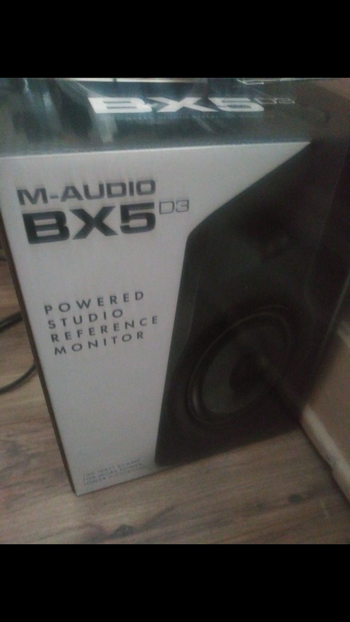 M Audio bx5D3 studio monitors Brand New