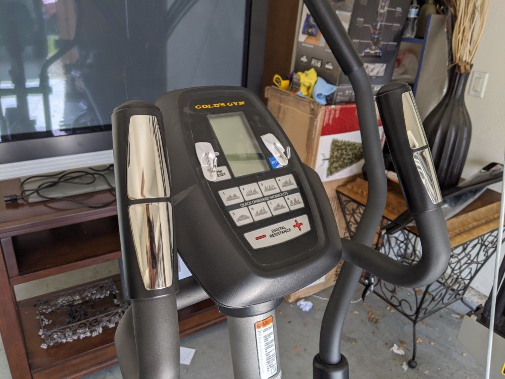 Gold's Gym elliptical!! for Sale in Rancho Cucamonga, CA OfferUp