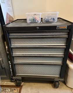 Gladiator Premier Modular GearDrawer with a 5-drawers. All miscellaneous tools included.