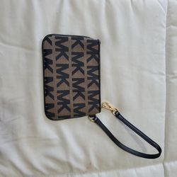 Michael Kors Canvas Logo Wristlet New Without Tags