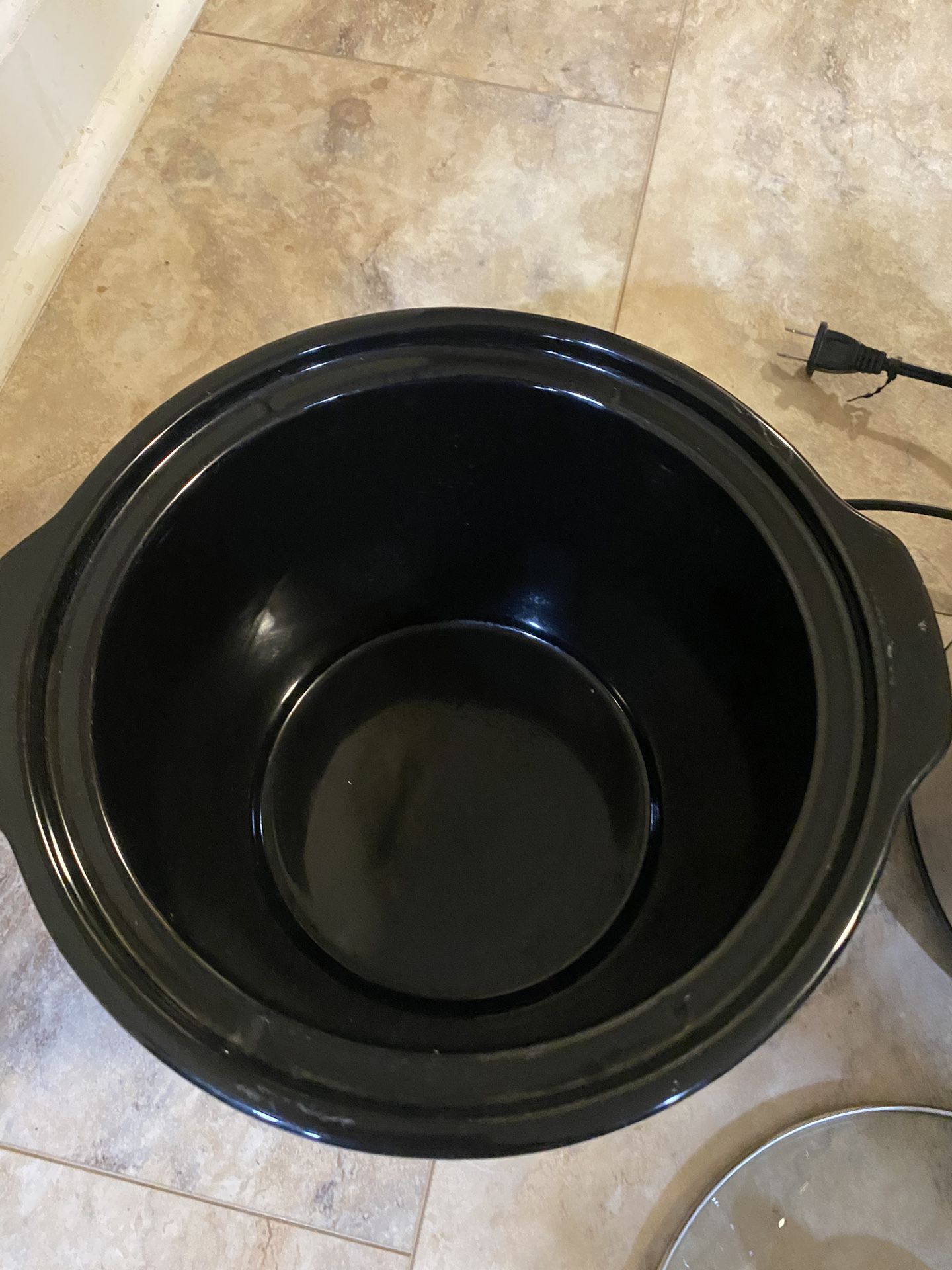 RIVAL. CROCK-POT. 2 1/2. QUART SLOW COOKER. NEW for Sale in High Point, NC  - OfferUp