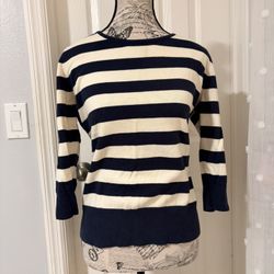 Loft Sweater (L)