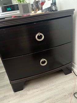 Queen size bedroom set