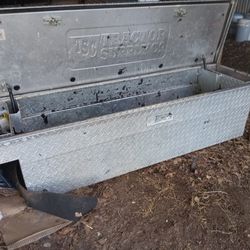 Crossover tool box full size