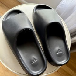$65, Brand New, Adidas Men's Yeezy Slide, Black, Size Men 10