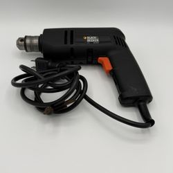 Black and Decker Corded Electric Drill, Model 7152 Type 2 - TESTED