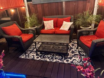 4-Piece Outdoor Wicker Patio Furniture Set