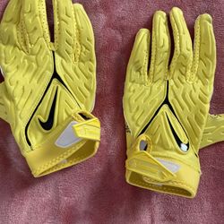 Yellow Oregon Gloves