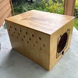 Bentwood Dog/Cat/pet Crate (medium Size)