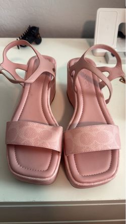 Coach heels pink