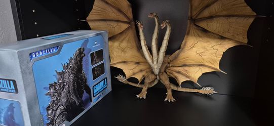 Hiya  exquisite basic series godzilla king of the monsters godzilla and king ghidorah