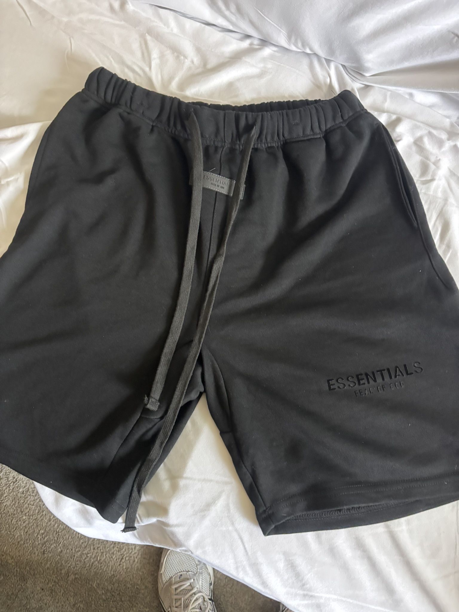 Essentials Men’s Shorts