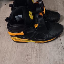 Air Jordan Retros Black And Yellow