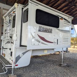 Lance Camper 