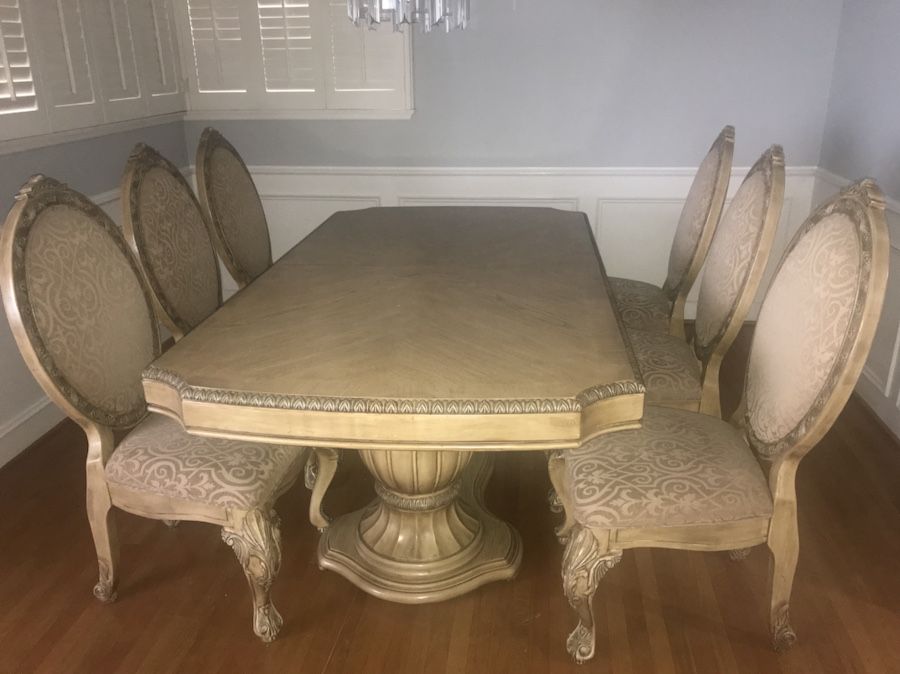 "Luxury Dining Room Set - Aico La Francaise Michael Amini" (furniture - by owner)