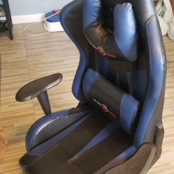 Gaming Chair Used But Usable $15 USD 