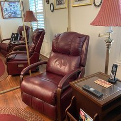 Lazy Boy Leather Electric Couch Chair( Red)