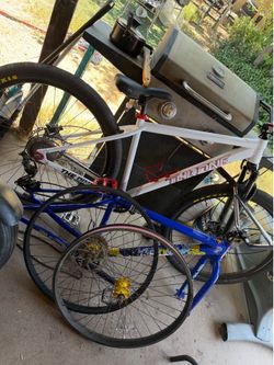Throne cycles
