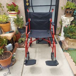 MEDLINE TRANSPORT WHEELCHAIR CAPACITY 300LBS