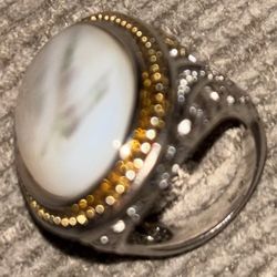 Vintage Big mother of pearl 18k stamp/ silver