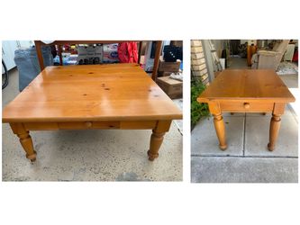 Coffee Table with matching Side Table